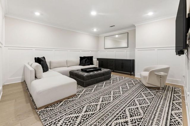 225 Anglin Walk, Alpharetta, GA 30009