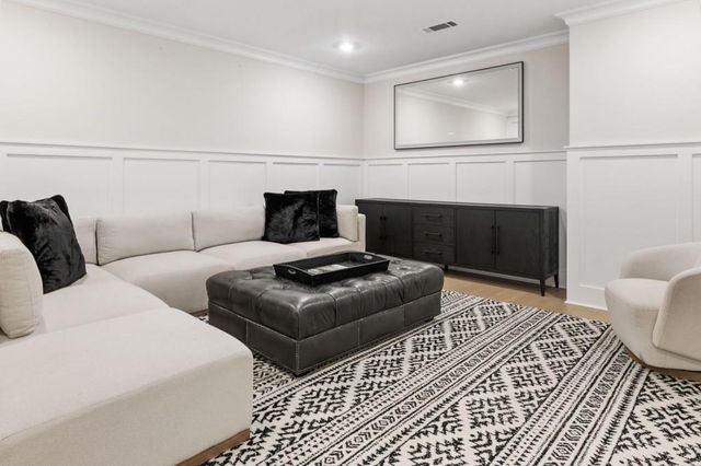 225 Anglin Walk, Alpharetta, GA 30009