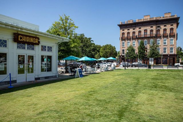 225 Anglin Walk, Alpharetta, GA 30009