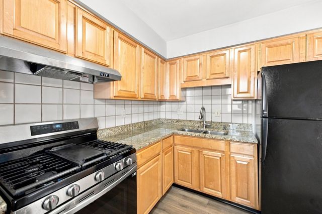 5538 Brackenridge Avenue, L-10, Columbus, OH 43228