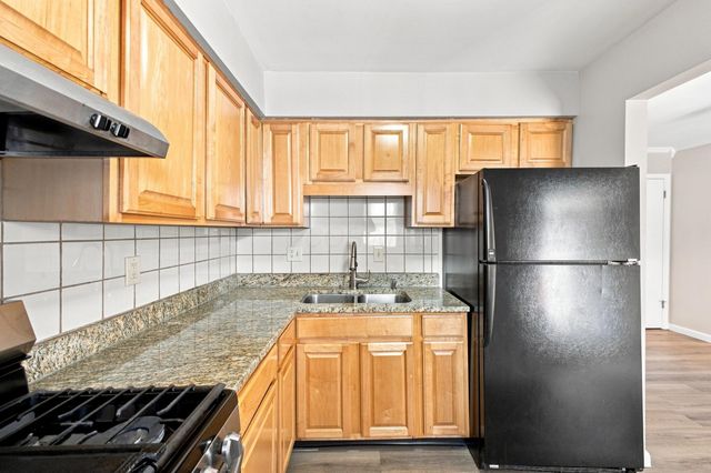 5538 Brackenridge Avenue, L-10, Columbus, OH 43228
