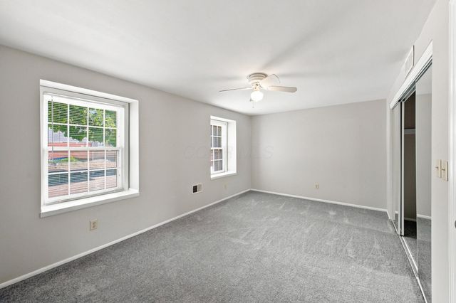 5538 Brackenridge Avenue, L-10, Columbus, OH 43228