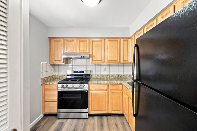 5538 Brackenridge Avenue, L-10, Columbus, OH 43228