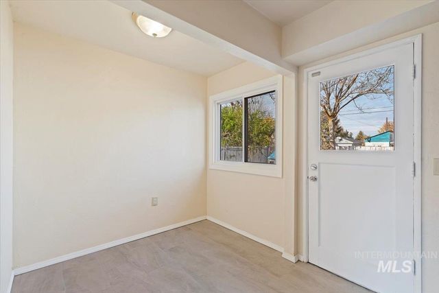 112 Palo Alto Drive, Caldwell, ID 83605