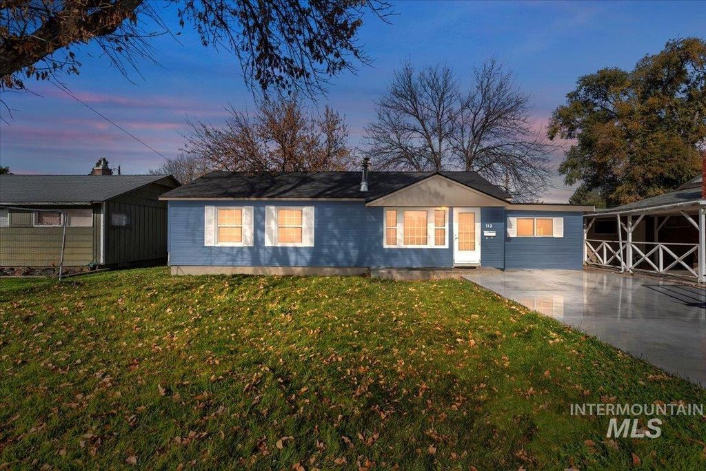 112 Palo Alto Drive, Caldwell, ID 83605