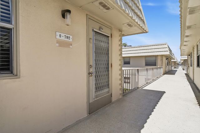 702 SAXONY O Way, Delray Beach, FL 33446