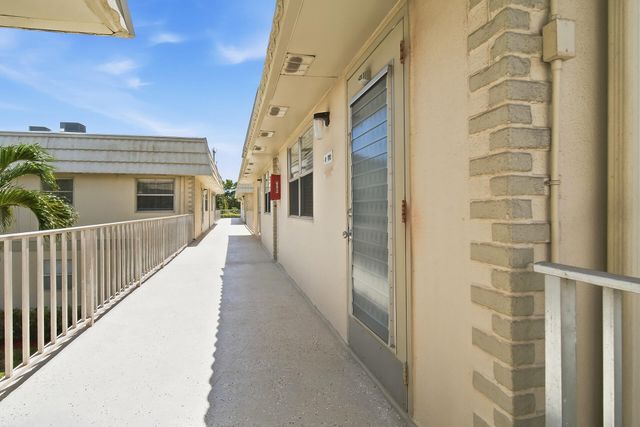 702 SAXONY O Way, Delray Beach, FL 33446