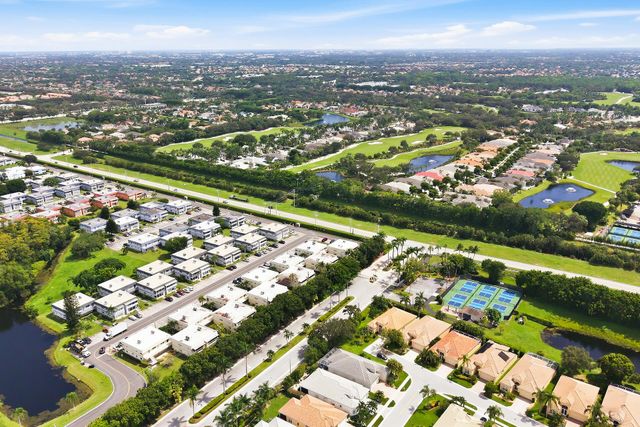 702 SAXONY O Way, Delray Beach, FL 33446