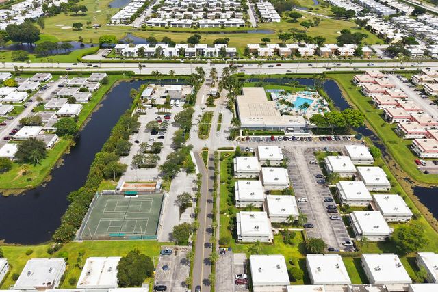 702 SAXONY O Way, Delray Beach, FL 33446