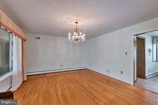 1066 WALKER SCHOOL RD, Smyrna, DE 19977