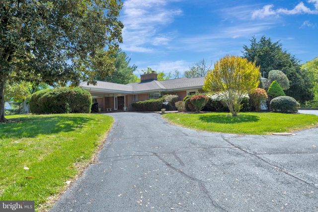 1066 WALKER SCHOOL RD, Smyrna, DE 19977