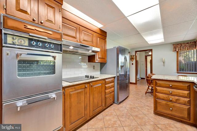 1066 WALKER SCHOOL RD, Smyrna, DE 19977