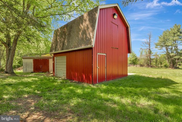 1066 WALKER SCHOOL RD, Smyrna, DE 19977