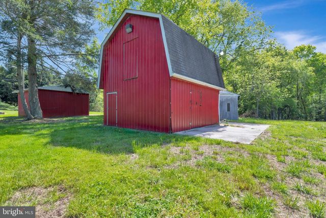 1066 WALKER SCHOOL RD, Smyrna, DE 19977