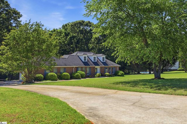 109 Wren Crossing Lane, Easley, SC 29642