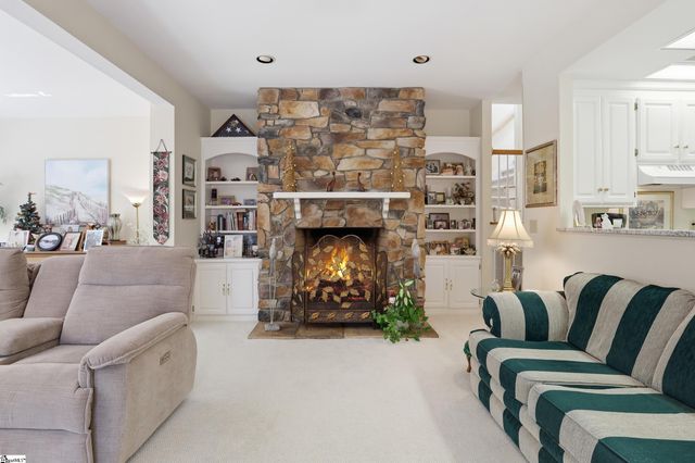 109 Wren Crossing Lane, Easley, SC 29642