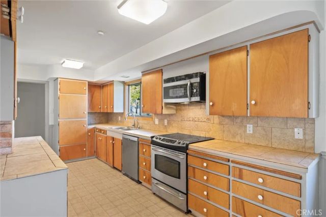 311 6th Street, Corning, CA 96021