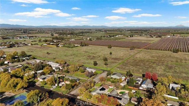 311 6th Street, Corning, CA 96021