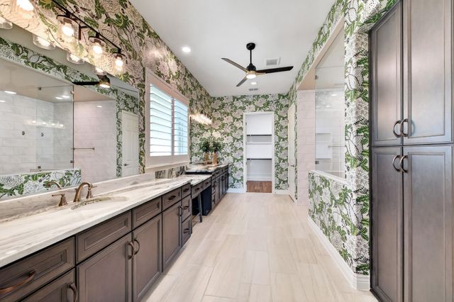 10601 Drinkwater Drive, Denton, TX 76207