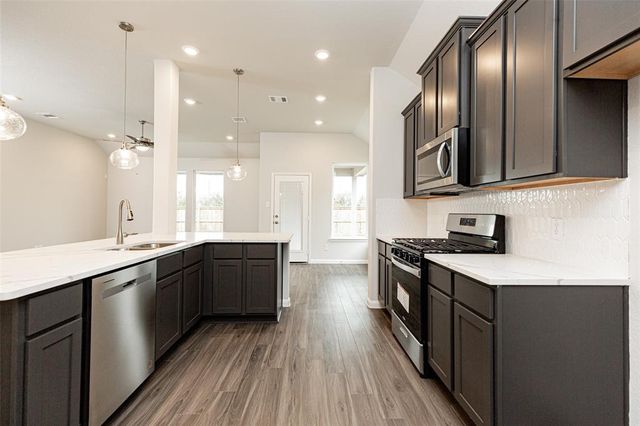 3065 Waxwing Drive, Brookshire, TX 77423