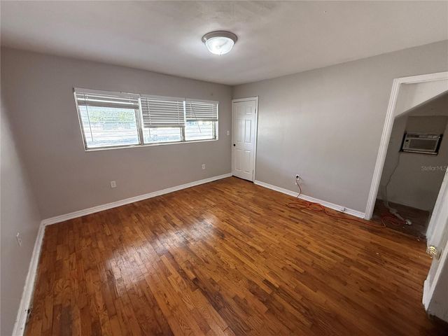 937 15TH STREET W, Bradenton, FL 34205