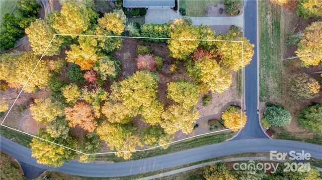 101 Stonebridge Drive, New London, NC 28127