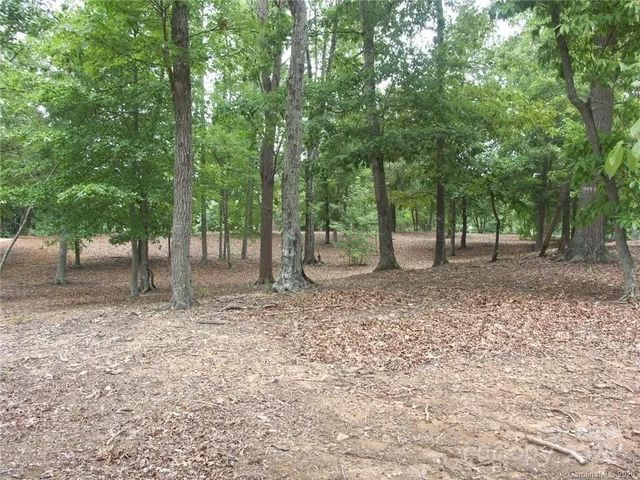 101 Stonebridge Drive, New London, NC 28127