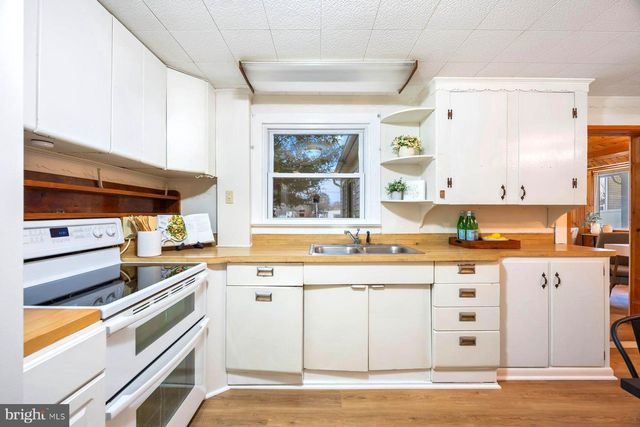 10681 OLD BOND MILL RD, Laurel, MD 20723