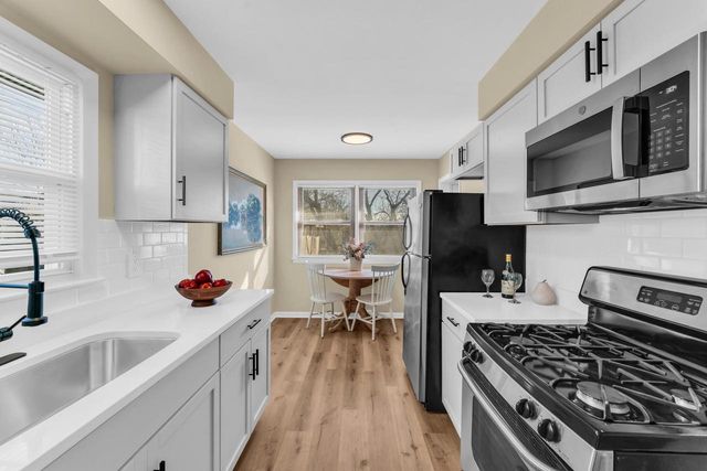 2801 W High STREET, Racine, WI 53404