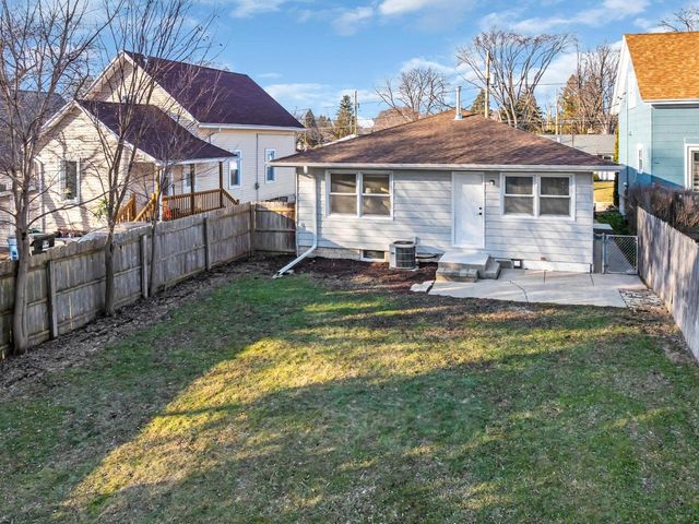 2801 W High STREET, Racine, WI 53404