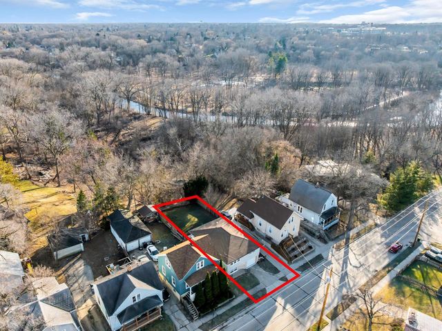 2801 W High STREET, Racine, WI 53404