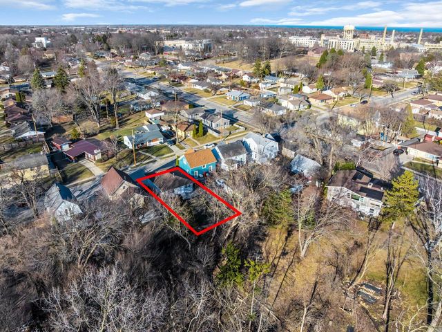 2801 W High STREET, Racine, WI 53404