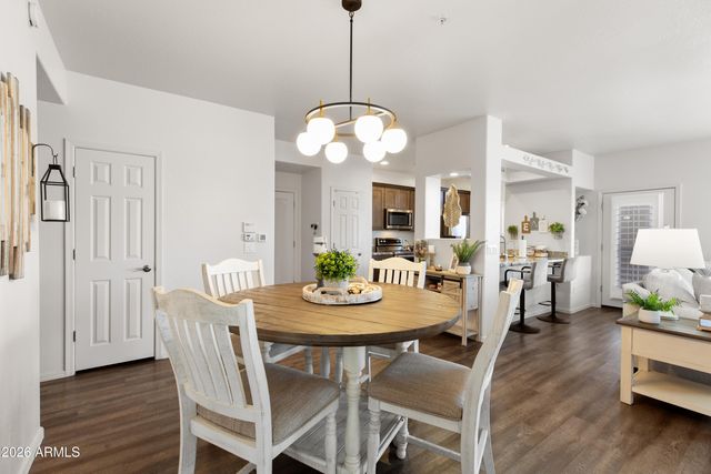 11500 E COCHISE Drive 1068, Scottsdale, AZ 85259