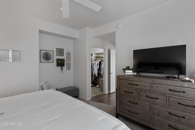 11500 E COCHISE Drive 1068, Scottsdale, AZ 85259