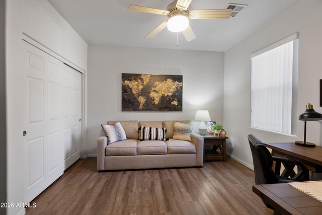 11500 E COCHISE Drive 1068, Scottsdale, AZ 85259