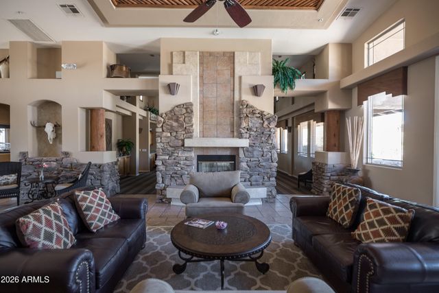 11500 E COCHISE Drive 1068, Scottsdale, AZ 85259