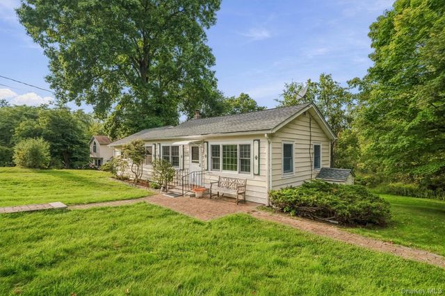 47 Orchard Lake Drive, Monroe, NY 10950