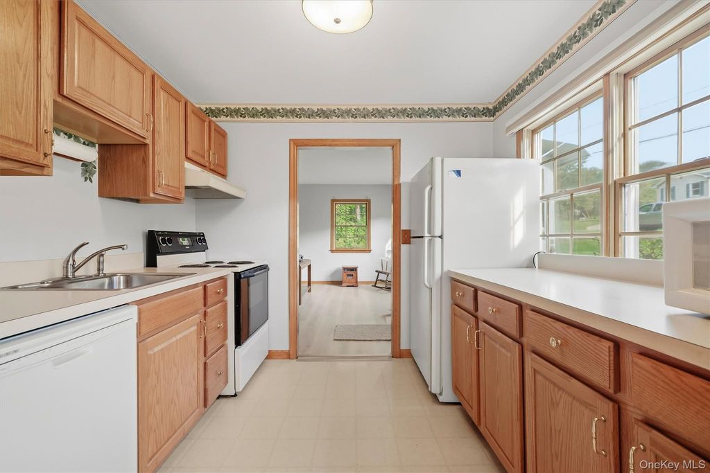 47 Orchard Lake Drive, Monroe, NY 10950 — photo 5