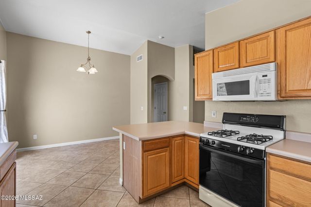 3775 N Nash Creek Court, Tucson, AZ 85745