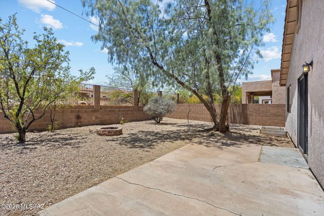 3775 N Nash Creek Court, Tucson, AZ 85745