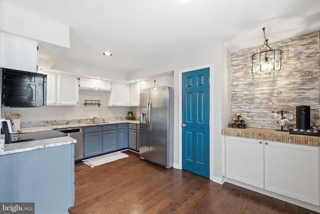 43455 POSTRAIL SQ, Ashburn, VA 20147