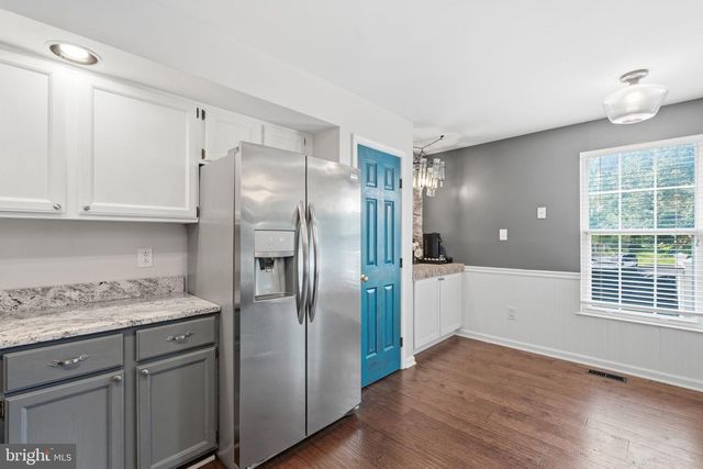 43455 POSTRAIL SQ, Ashburn, VA 20147