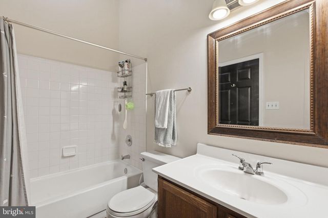 43455 POSTRAIL SQ, Ashburn, VA 20147
