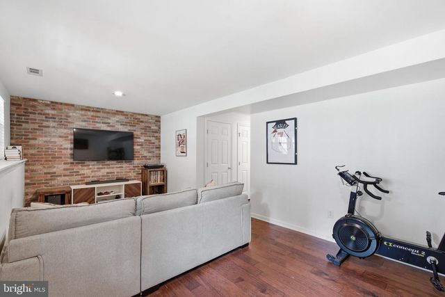 43455 POSTRAIL SQ, Ashburn, VA 20147