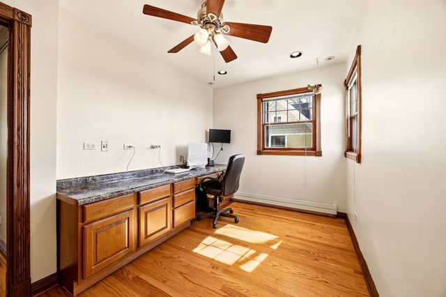 6883 W Hobart Avenue, Chicago, IL 60631