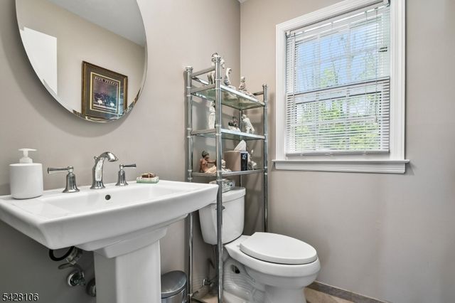 68 Center Ave, Morris Twp., NJ 07960