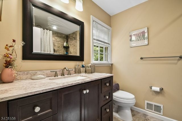 68 Center Ave, Morris Twp., NJ 07960