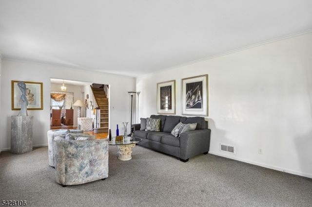 68 Center Ave, Morris Twp., NJ 07960