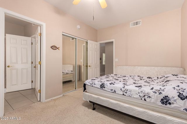 7401 W ARROWHEAD CLUBHOUSE Drive 2041, Glendale, AZ 85308