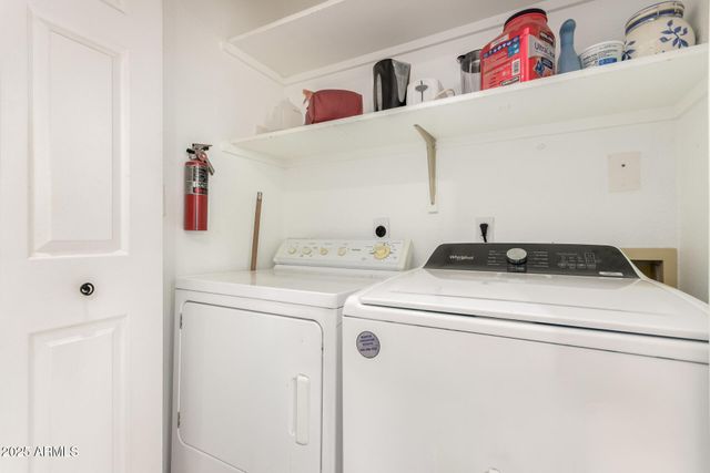 7401 W ARROWHEAD CLUBHOUSE Drive 2041, Glendale, AZ 85308